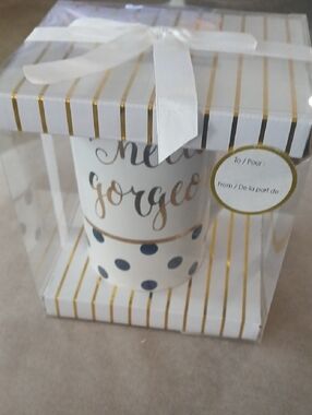 Hello Gorgeous White and Gold Decorative Mug Gift Set